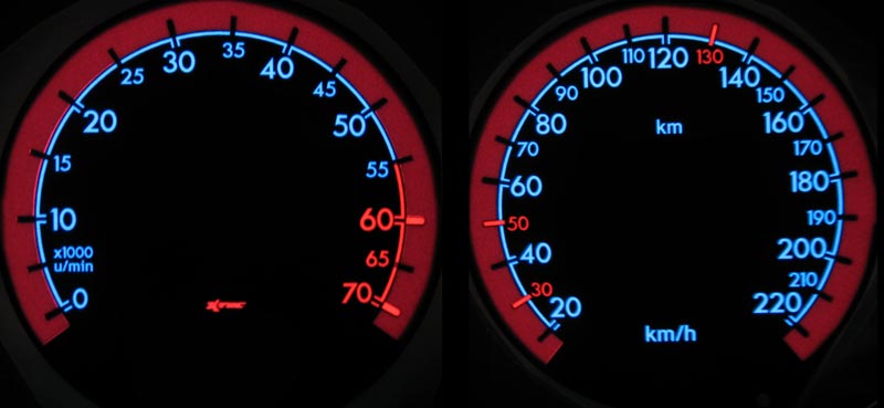 Audi 80-90 coupe cabrio   -  Plasmatachoscheiben leuchtend