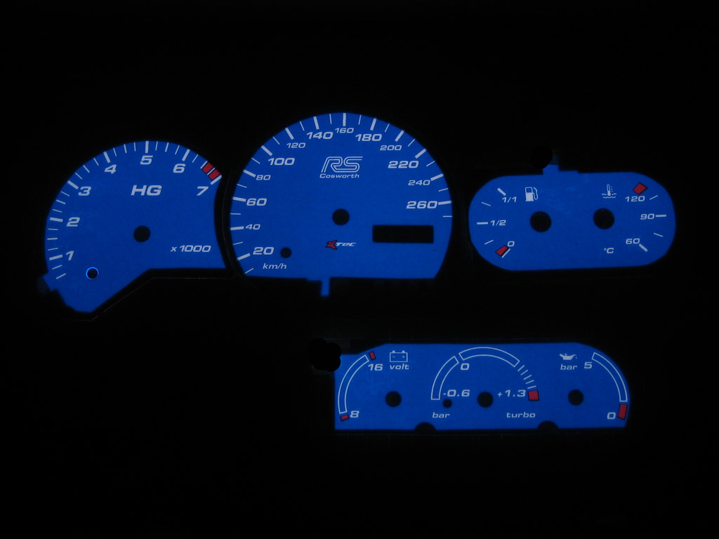 Ford escort coss hg   -  Plasmatachoscheiben leuchtend