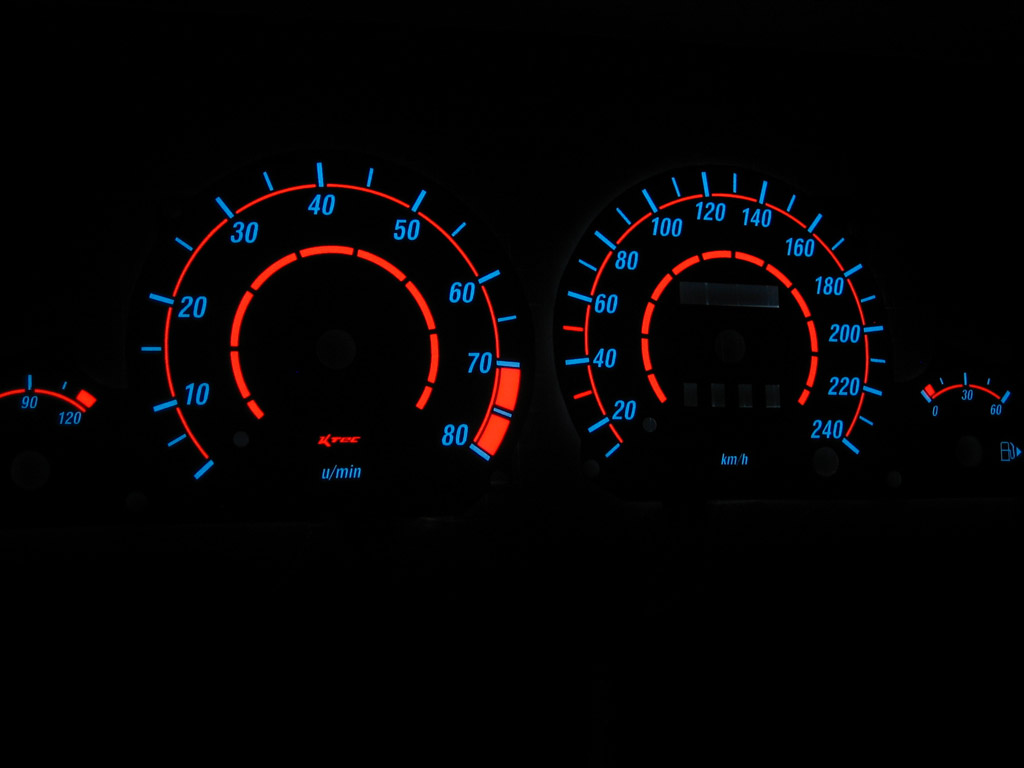 Ford mondeo mk2 sp   -  Plasmatachoscheiben leuchtend