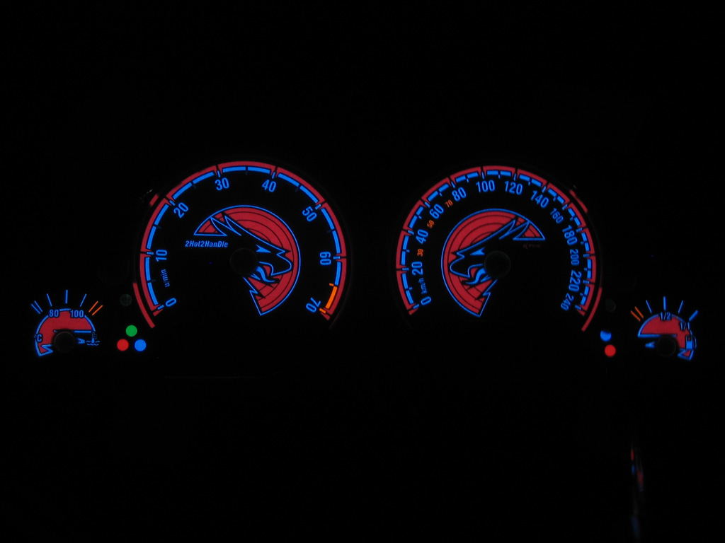 Opel astra g s n4s   -  Plasmatachoscheiben leuchtend