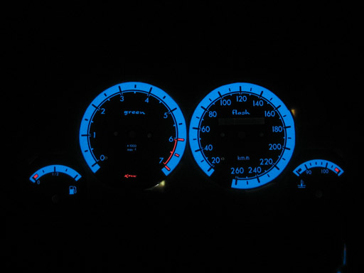 Opel corsa b tigra w8   -  (Plasmatachoscheiben Opel)
