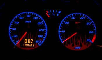 Peugeot 106 n4s   -  Plasmatachoscheiben leuchtend