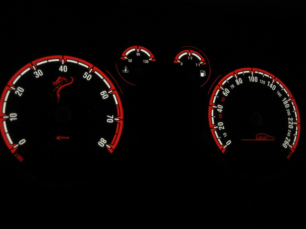 Seat leon b opc 260   -  Plasmatachoscheiben leuchtend