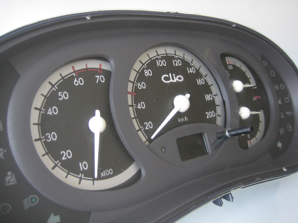 Renault clio2 ph1-2   -  Plasmatachoscheiben Tags