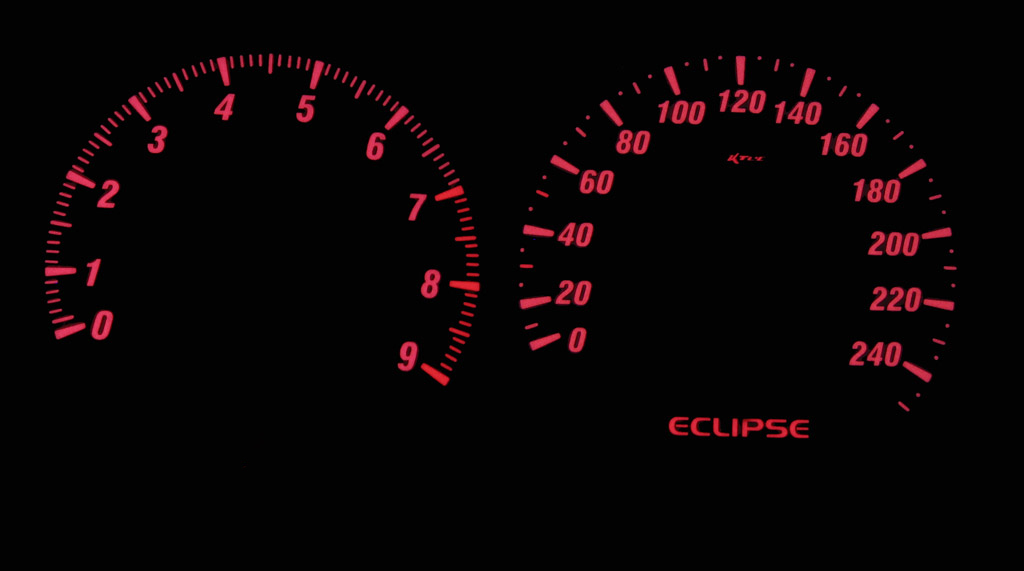 Mitsubishi eclipse d30 rot   -  Plasmatachoscheiben leuchtend
